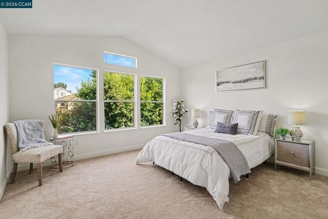 414 Trailhead Way, Martinez, CA 94553