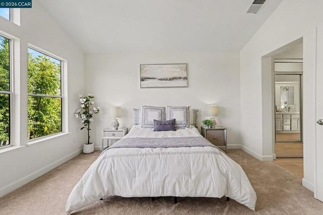 414 Trailhead Way, Martinez, CA 94553