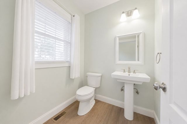 38 Cahoon Rd 38, Wareham, MA 02558