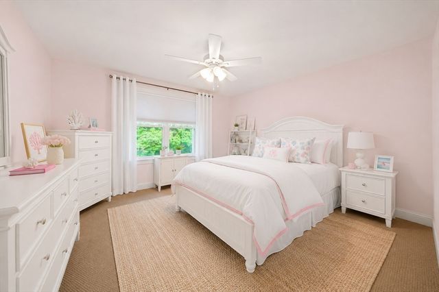 38 Cahoon Rd 38, Wareham, MA 02558