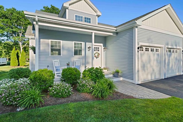 38 Cahoon Rd 38, Wareham, MA 02558