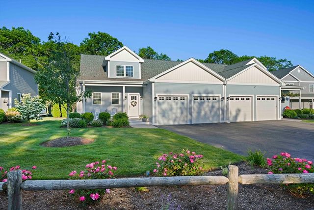 38 Cahoon Rd 38, Wareham, MA 02558
