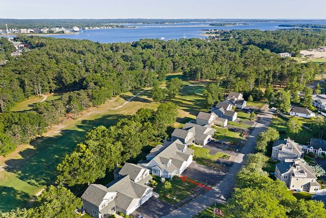 38 Cahoon Rd 38, Wareham, MA 02558