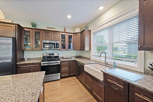 38 Cahoon Rd 38, Wareham, MA 02558