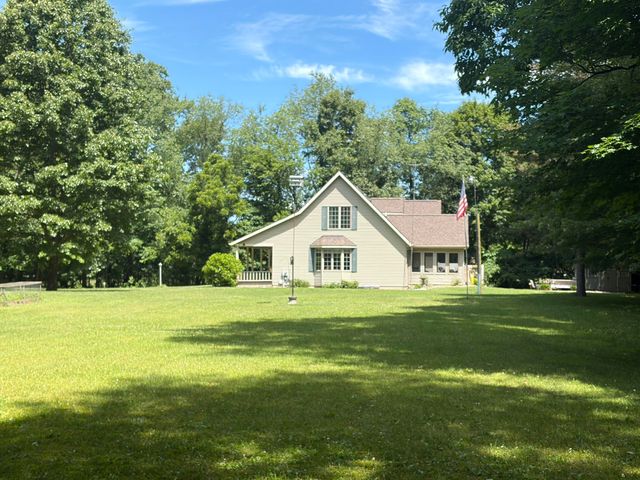 2930 N 26th, Kalamazoo, MI 49048