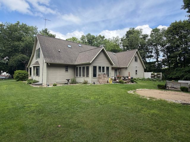 2930 N 26th, Kalamazoo, MI 49048