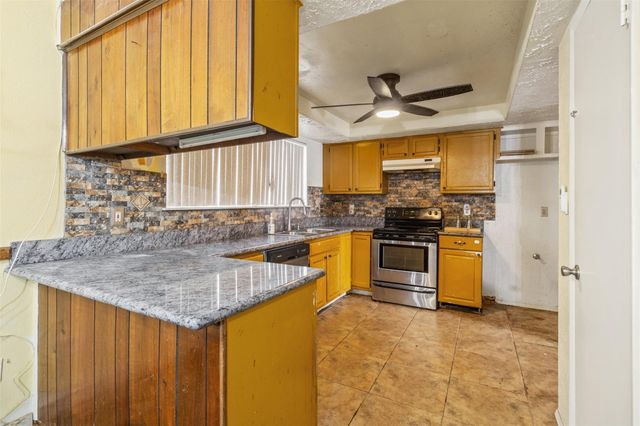 8618 Apothecary Lane, Houston, TX 77064