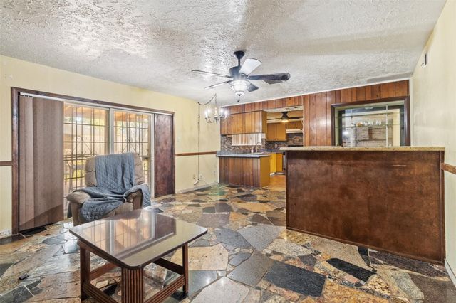 8618 Apothecary Lane, Houston, TX 77064