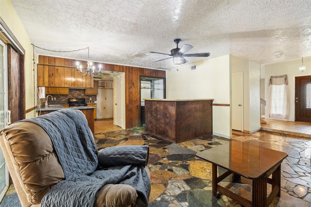 8618 Apothecary Lane, Houston, TX 77064