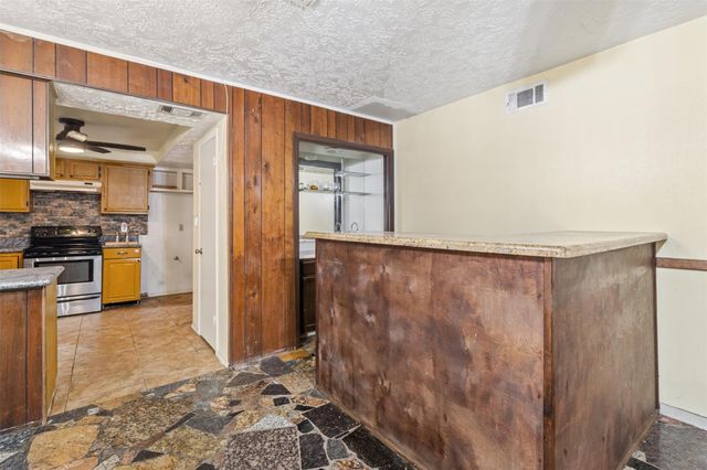 8618 Apothecary Lane, Houston, TX 77064