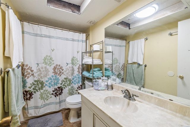 8618 Apothecary Lane, Houston, TX 77064