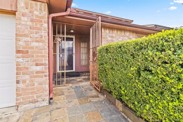 8618 Apothecary Lane, Houston, TX 77064