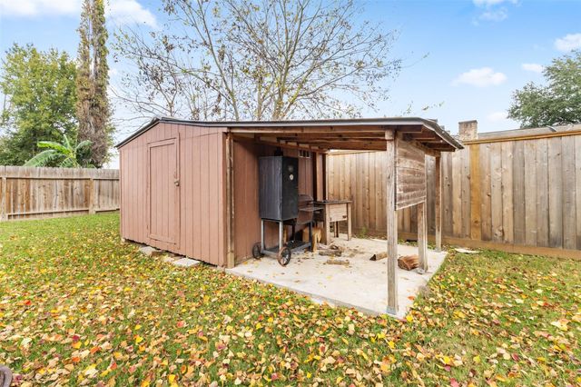 8618 Apothecary Lane, Houston, TX 77064