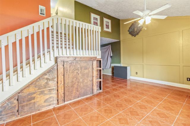 8618 Apothecary Lane, Houston, TX 77064