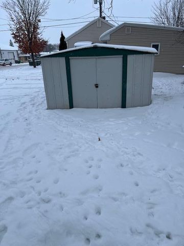 303 1st Street NE, Wadena, MN 56482