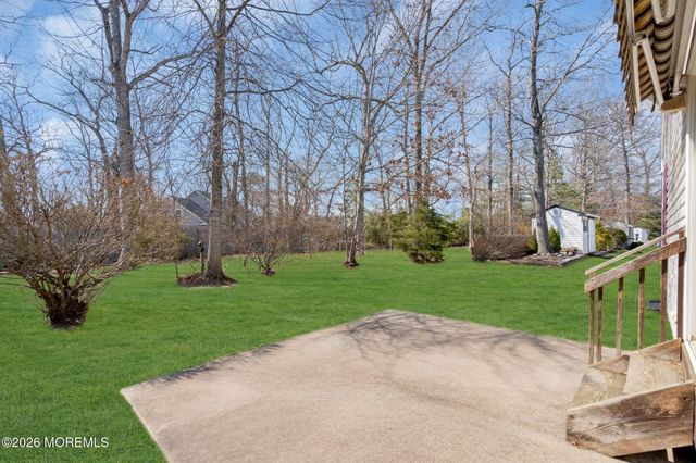 1440 Petunia Way S, Toms River, NJ 08755