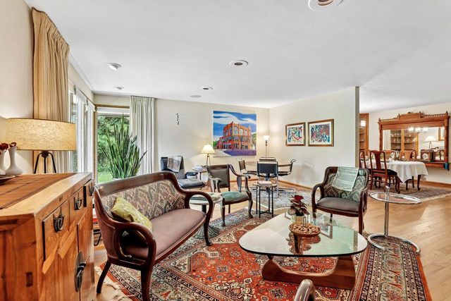 3 Waushara Circle, Madison, WI 53705