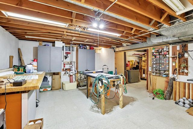 3 Waushara Circle, Madison, WI 53705