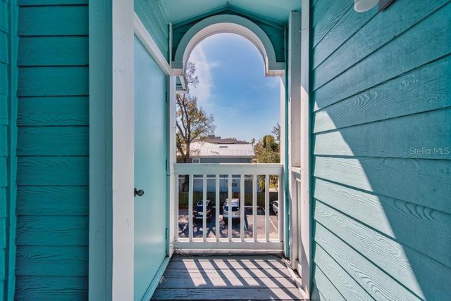 3002 W CLEVELAND STREET D11, Tampa, FL 33609