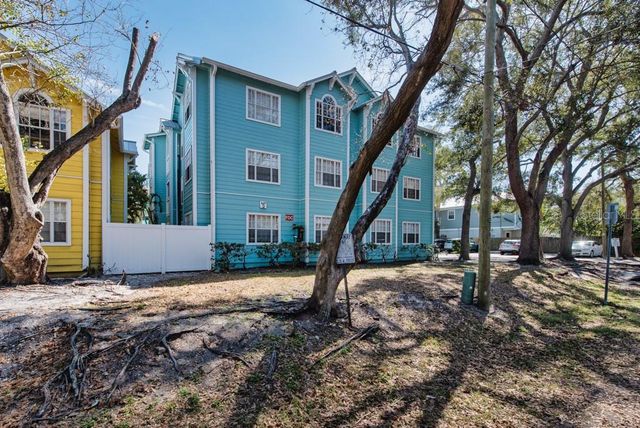 3002 W CLEVELAND STREET D11, Tampa, FL 33609