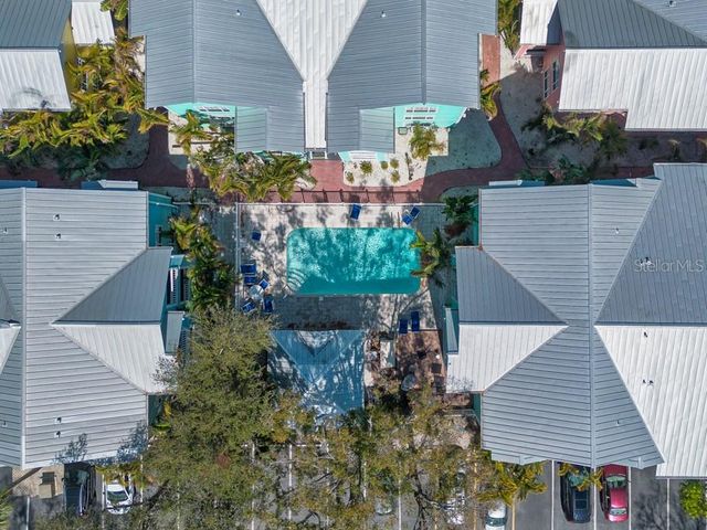 3002 W CLEVELAND STREET D11, Tampa, FL 33609