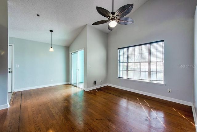 3002 W CLEVELAND STREET D11, Tampa, FL 33609