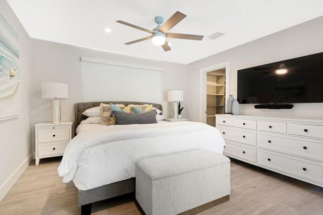 5821 NE 14th Way, Fort Lauderdale, FL 33334