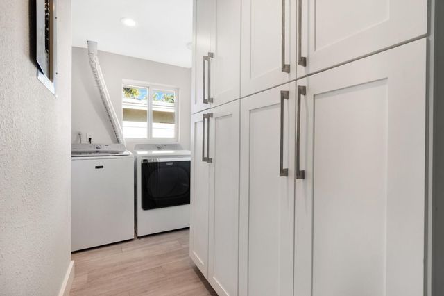 5821 NE 14th Way, Fort Lauderdale, FL 33334