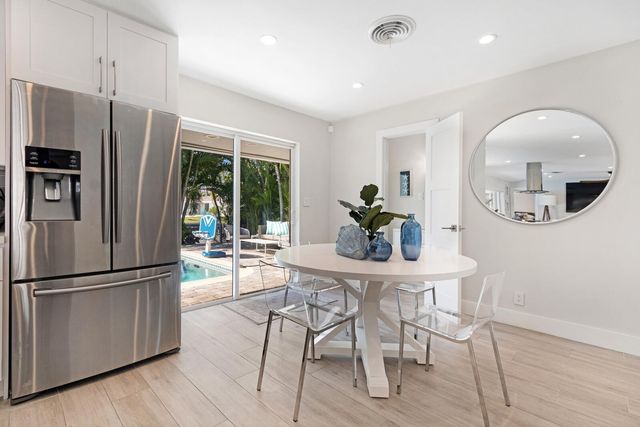 5821 NE 14th Way, Fort Lauderdale, FL 33334