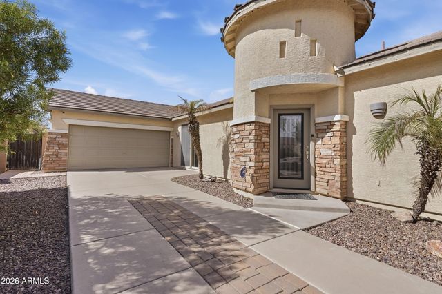 941 E CHERRY HILLS Drive, Chandler, AZ 85249