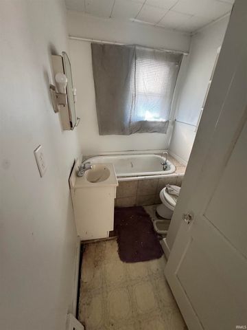 2509 E State Boulevard, Fort Wayne, IN 46805