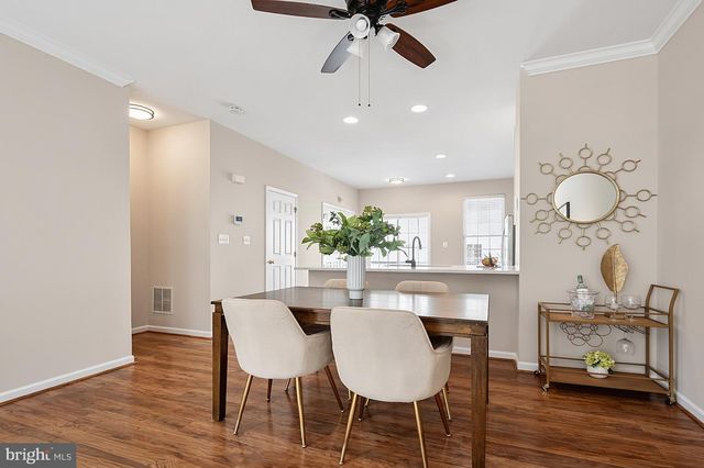 42810 SYKES TER, Chantilly, VA 20152