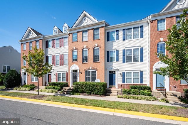 42810 SYKES TER, Chantilly, VA 20152