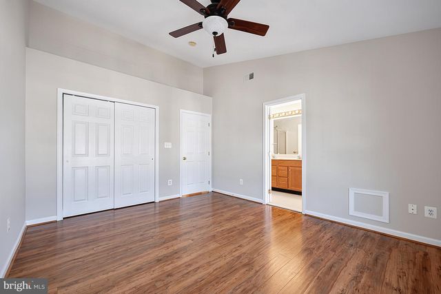 42810 SYKES TER, Chantilly, VA 20152