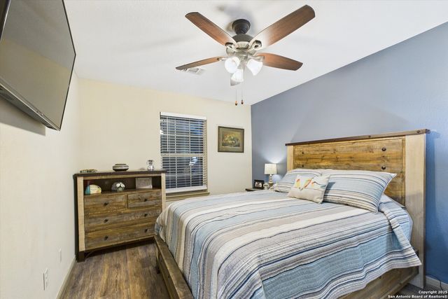 417 CR 2471, Hondo, TX 78861