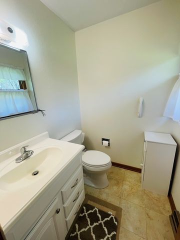 1555 New Gambier Road, Mount Vernon, OH 43050