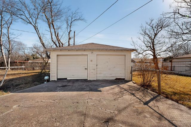 6442 Latta Street, Dallas, TX 75227