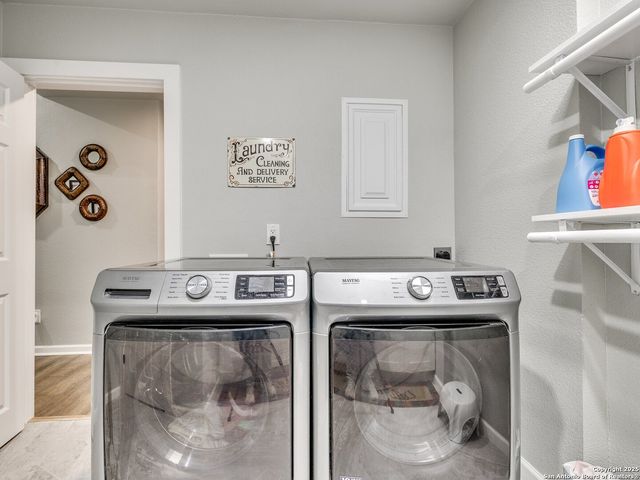 2611 Hopeton, San Antonio, TX 78230