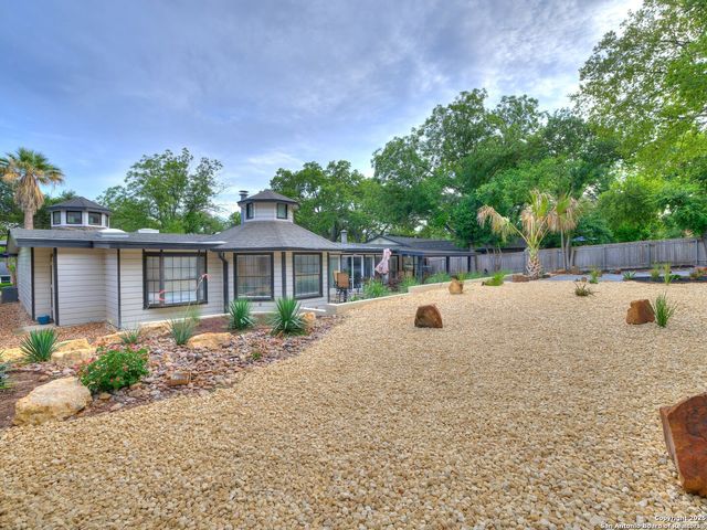 2611 Hopeton, San Antonio, TX 78230