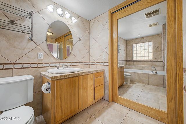 3612 W FAIRVIEW Lane, Chandler, AZ 85226