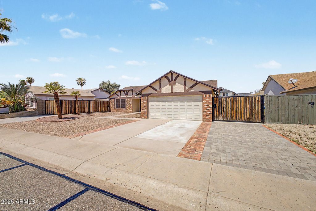 3612 W FAIRVIEW Lane, Chandler, AZ 85226 — photo 3