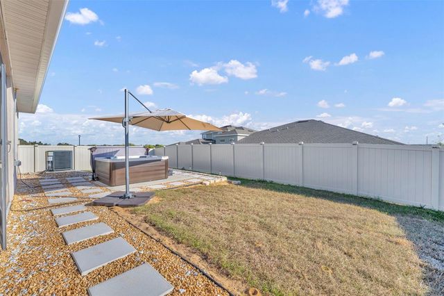 1110 OLIVINE AVENUE, Dundee, FL 33838