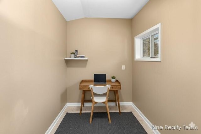 1510 W Stewart Street, Owosso, MI 48867