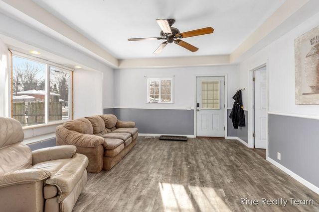 1510 W Stewart Street, Owosso, MI 48867