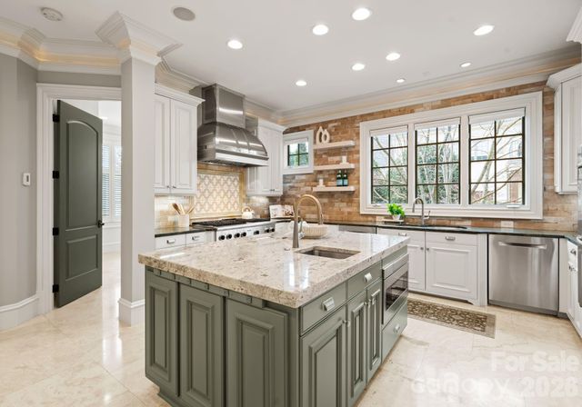 8700 Longview Club Drive, Waxhaw, NC 28173