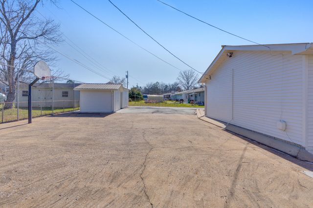 1612 Sunray Drive, Chattanooga, TN 37412