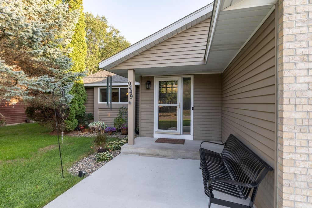 9449 83rd Street S, Cottage Grove, MN 55016 — photo 2