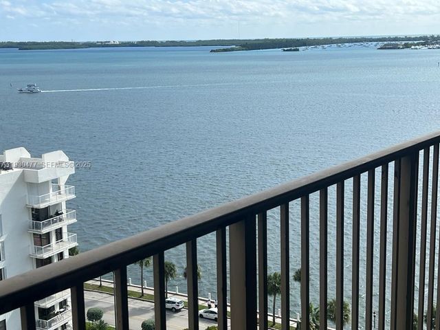 1450 Brickell Bay Dr 1606, Miami, FL 33131