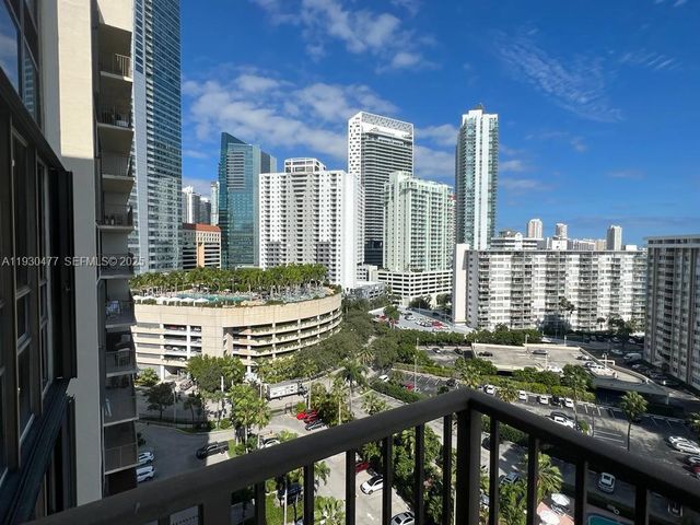 1450 Brickell Bay Dr 1606, Miami, FL 33131