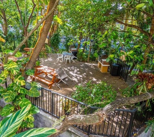 1450 Brickell Bay Dr 1606, Miami, FL 33131